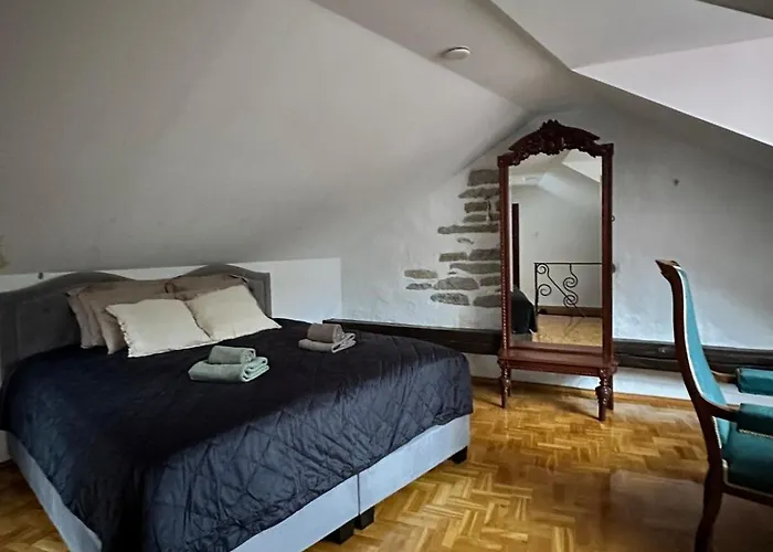 Apartment Luxury 2bd In The Heart Of Medieval Old Town *